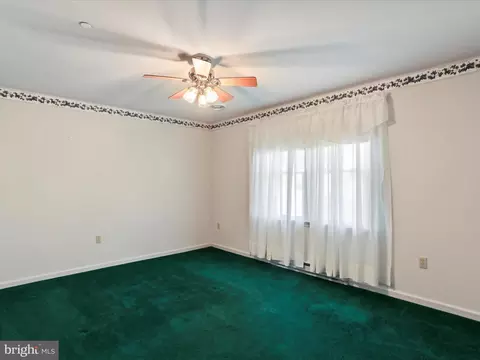 Bedroom - 236 S Fork Dr, Hagerstown, MD 21740 photo 4 of 5
