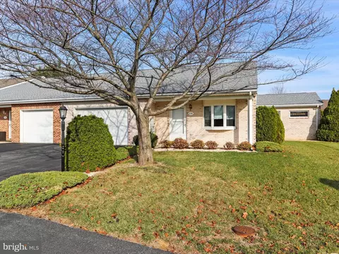 236 S Fork Dr, Hagerstown, MD 21740