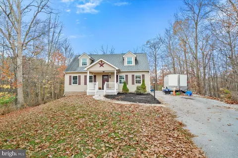 16300 Kaiser Ct, Hagerstown, MD 21740