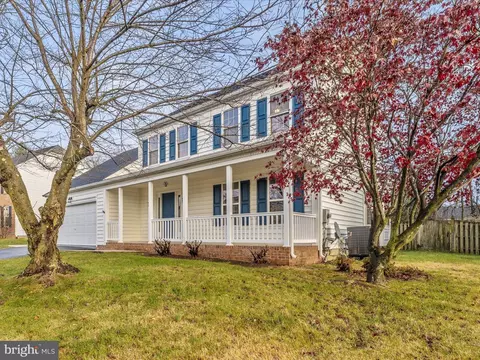 13529 Halifax Dr, Hagerstown, MD 21742