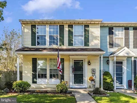 1555 Violet Dr, Hagerstown, MD 21740