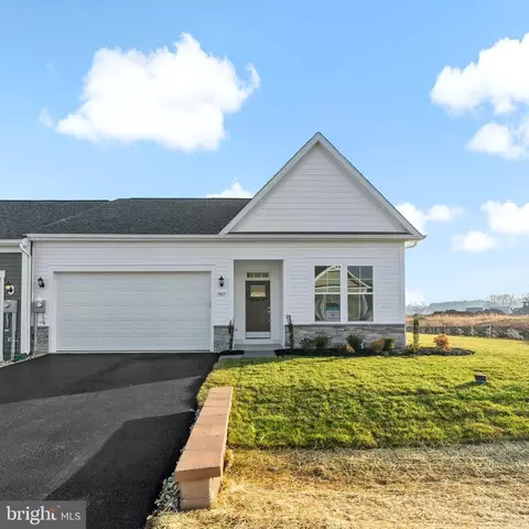 19613 Lavender Ln, Hagerstown, MD 21742