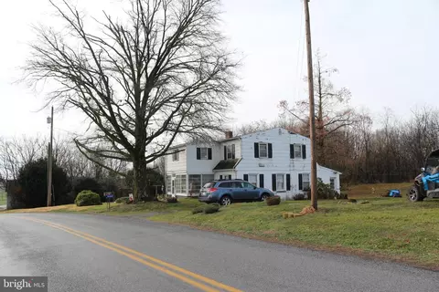 12816 Beck Rd, Hagerstown, MD 21742