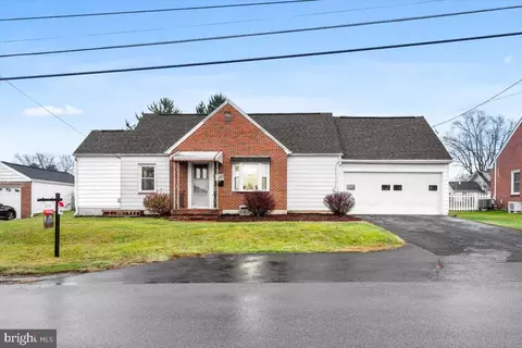 10923 Coffman Ave, Hagerstown, MD 21740
