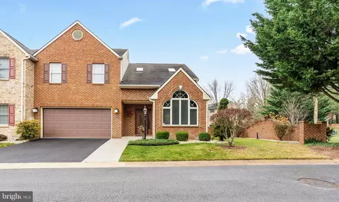 1423 Lindsay Ln, Hagerstown, MD 21742