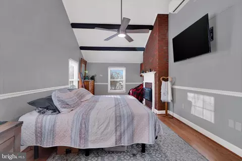 Bedroom - 12823 Spickler Rd, Clear Spring, MD 21722 photo 1 of 8