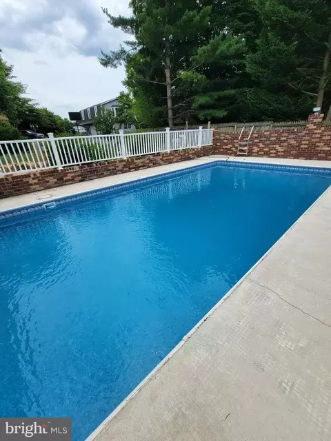 Exterior - 12823 Spickler Rd, Clear Spring, MD 21722 photo 5 of 6