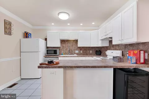 Kitchen - 12823 Spickler Rd, Clear Spring, MD 21722 photo 3 of 4