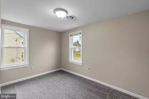 Bedroom - 25436 Warren Ave, Cascade, MD 21719 photo 4 of 5
