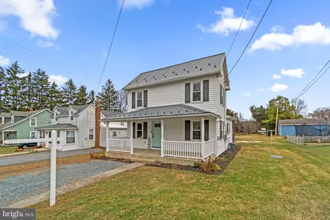 Exterior - 25436 Warren Ave, Cascade, MD 21719 photo 1 of 3