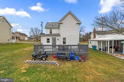 Exterior - 25436 Warren Ave, Cascade, MD 21719 photo 3 of 3