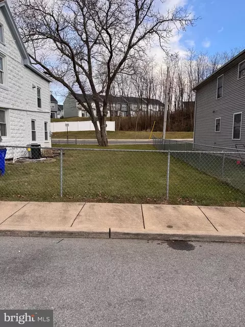 470 Mitchell Ave, Hagerstown, MD 21740