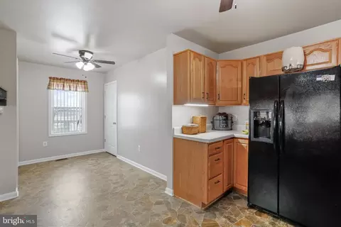 Entry Way - 11831 Ashton Rd, Clear Spring, MD 21722 photo 3 of 5