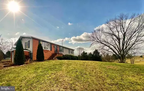 Exterior - 11731 Rocky Meadow Rd, Clear Spring, MD 21722 photo 2 of 8