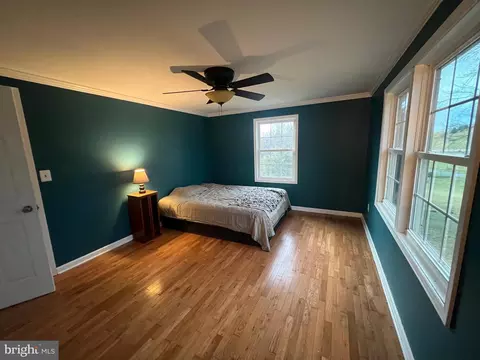 Bedroom - 11731 Rocky Meadow Rd, Clear Spring, MD 21722 photo 2 of 4