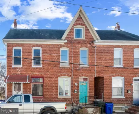 137 Randolph Ave, Hagerstown, MD 21740
