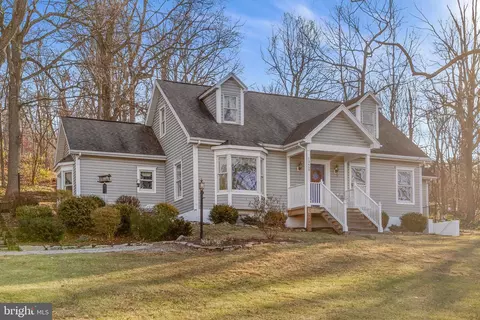 13459 Station Ln, Smithsburg, MD 21783