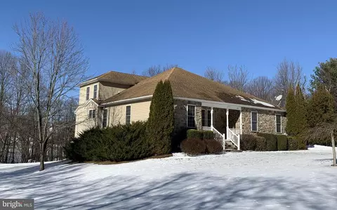 21112 Park Hall Rd, Boonsboro, MD 21713