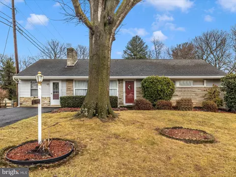 13311 Apple Hill Dr, Hagerstown, MD 21742