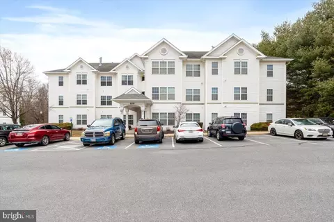 136 Wishing Star Ct #2B, Hagerstown, MD 21740