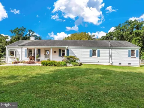 16381 Spielman Rd, Williamsport, MD 21795