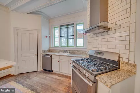 Kitchen - 61 E North Ave, Hagerstown, MD 21740 photo 5 of 5