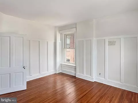 Bedroom - 61 E North Ave, Hagerstown, MD 21740 photo 2 of 4