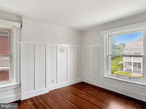 Bedroom - 61 E North Ave, Hagerstown, MD 21740 photo 1 of 4