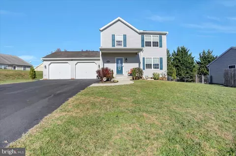 18802 Marilew Ct, Hagerstown, MD 21742