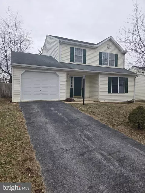 10514 Bear Creek Dr, Hagerstown, MD 21740