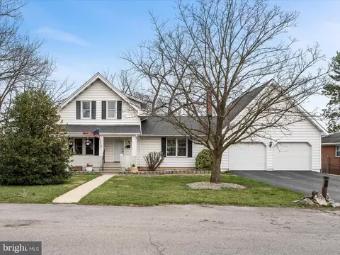 11439 Englewood Rd, Hagerstown, MD 21740