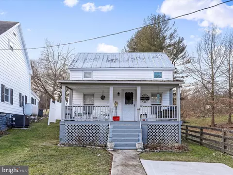 3724 Harpers Ferry Rd, Sharpsburg, MD 21782