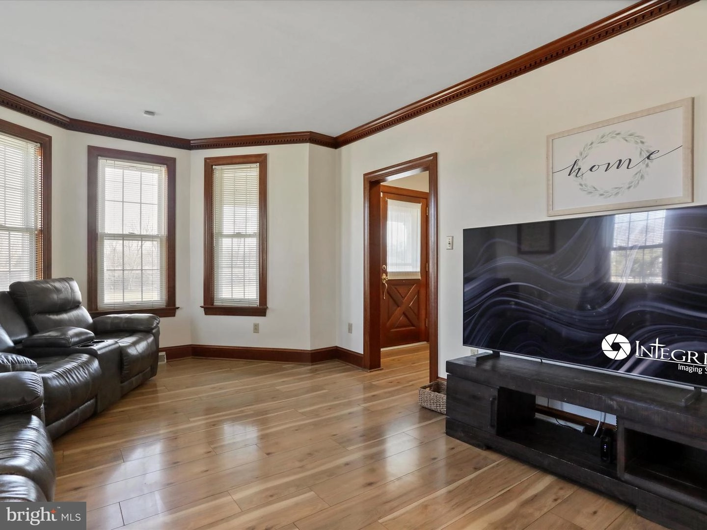 Living - 12368 Big Pool Rd, Clear Spring, MD 21722 photo 1 of 3