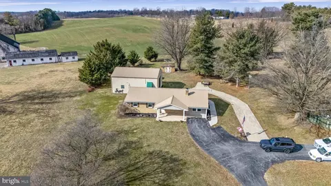 8812 Mapleville Rd, Boonsboro, MD 21713