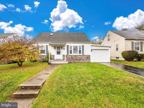 137 Devonshire Rd, Hagerstown, MD 21740 photo 2