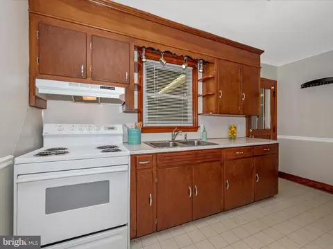 137 Devonshire Rd, Hagerstown, MD 21740 photo 10