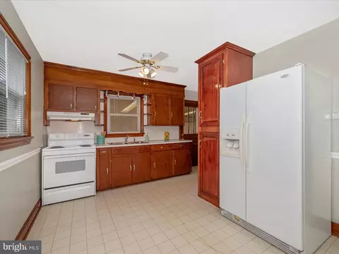 137 Devonshire Rd, Hagerstown, MD 21740 photo 9