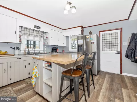 Kitchen - 20403 Old Forge Rd, Hagerstown, MD 21742 photo 1 of 6