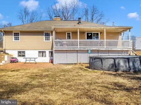 Exterior - 20403 Old Forge Rd, Hagerstown, MD 21742 photo 10 of 13
