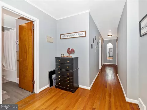 Entry Way - 20403 Old Forge Rd, Hagerstown, MD 21742 photo 4 of 4