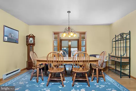Dining - 13810 Franks Run Rd, Smithsburg, MD 21783 photo 1 of 4