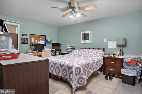 Bedroom - 13810 Franks Run Rd, Smithsburg, MD 21783 photo 8 of 8