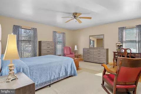 Bedroom - 13810 Franks Run Rd, Smithsburg, MD 21783 photo 3 of 8