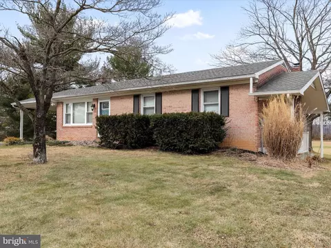 Exterior - 12738 Spickler Rd, Clear Spring, MD 21722 photo 3 of 12