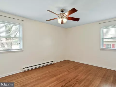 Bedroom - 12738 Spickler Rd, Clear Spring, MD 21722 photo 3 of 8