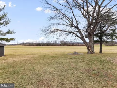 Exterior - 12738 Spickler Rd, Clear Spring, MD 21722 photo 9 of 12