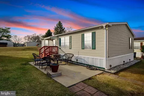 16917 Alcott Rd #517, Hagerstown, MD 21740