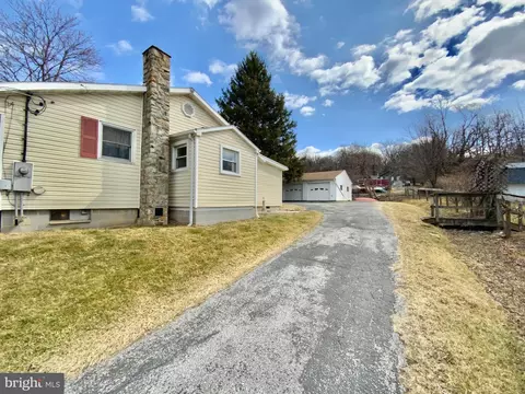 25521 Heiston Ln, Cascade, MD 21719 photo 4