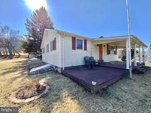 25521 Heiston Ln, Cascade, MD 21719 photo 2