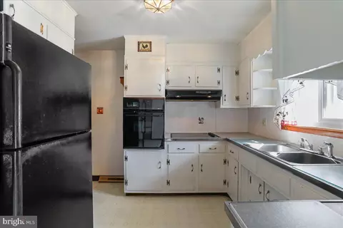 Kitchen - 12030 Christy Ave, Smithsburg, MD 21783 photo 1 of 2